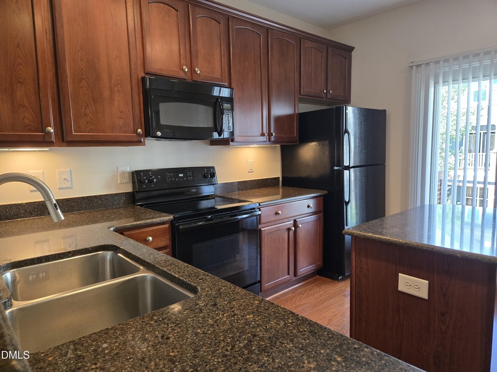 329 Kinellan Lane - Photo 5