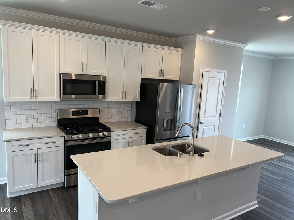 642 Gimari Drive - Photo 17