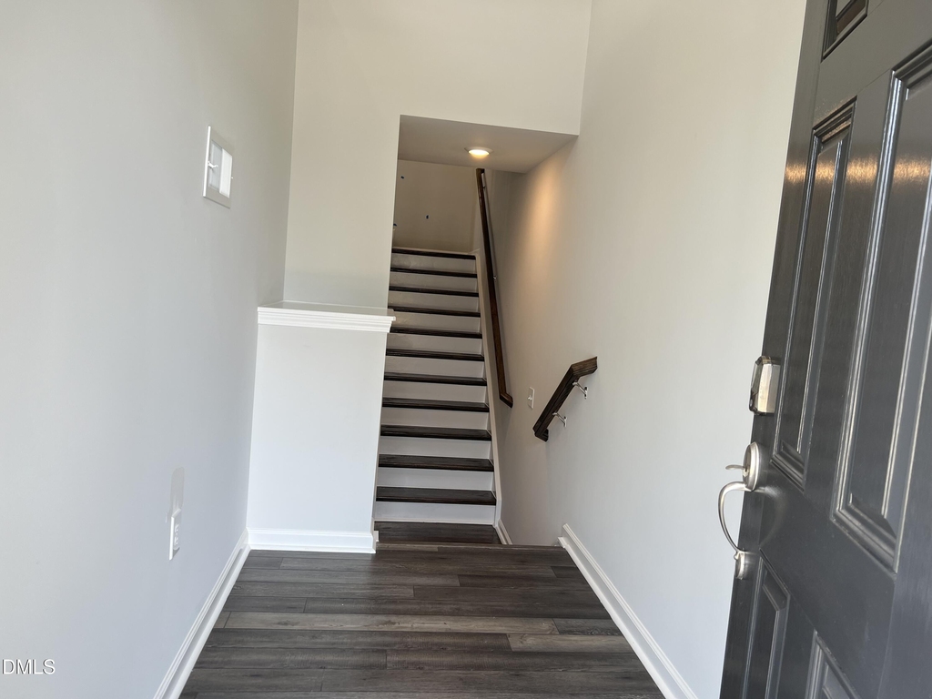 642 Gimari Drive - Photo 3