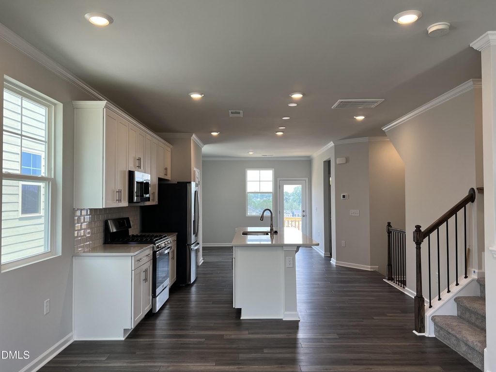 642 Gimari Drive - Photo 19