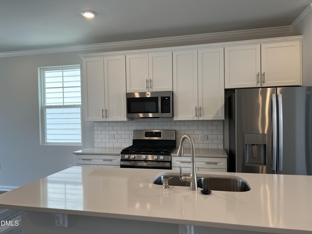 642 Gimari Drive - Photo 15