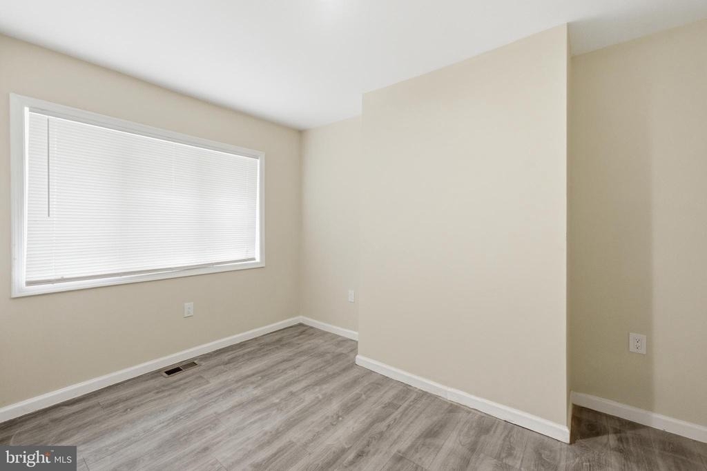 93 Washington Street - Photo 5