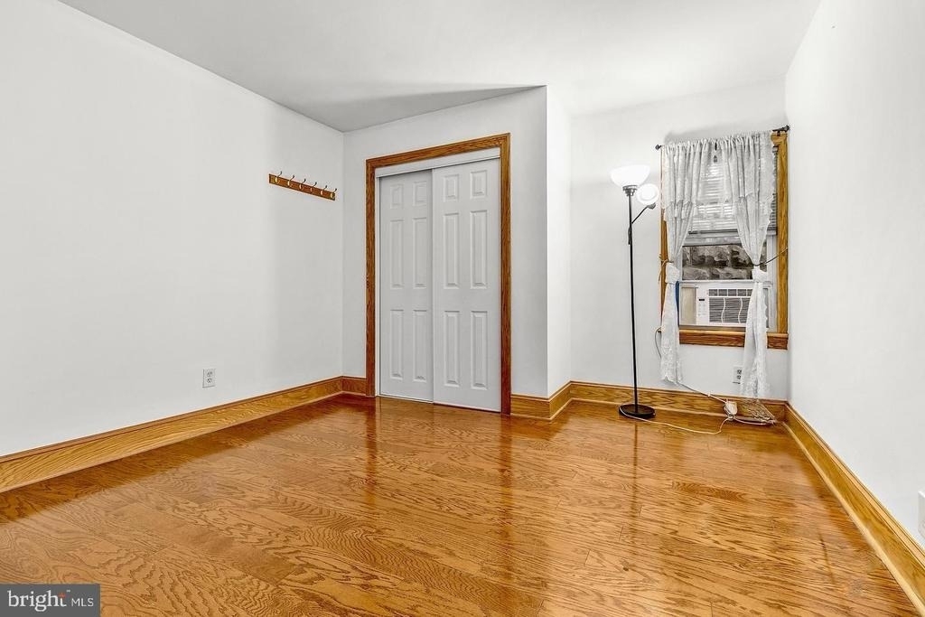 117 S Pavilion Avenue - Photo 10