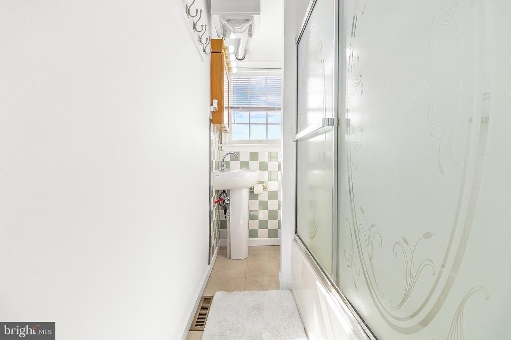 117 S Pavilion Avenue - Photo 13