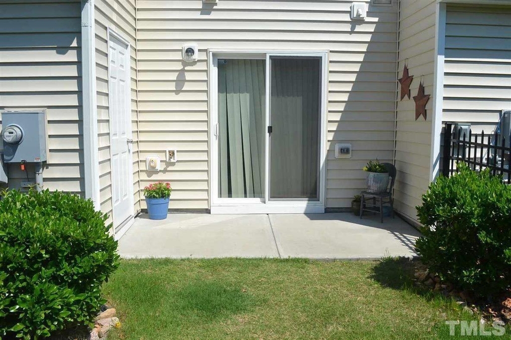 2903 Berkeley Springs Place - Photo 8