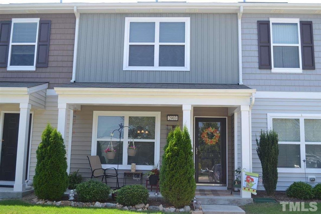 2903 Berkeley Springs Place - Photo 0