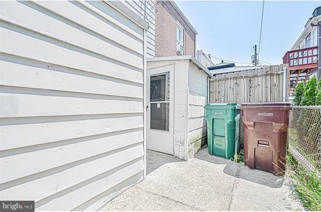 126 N Harvard - Photo 19
