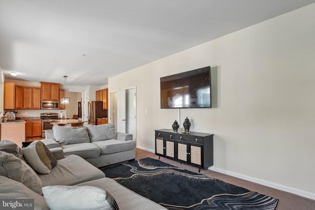 14315 Devinger Place - Photo 7