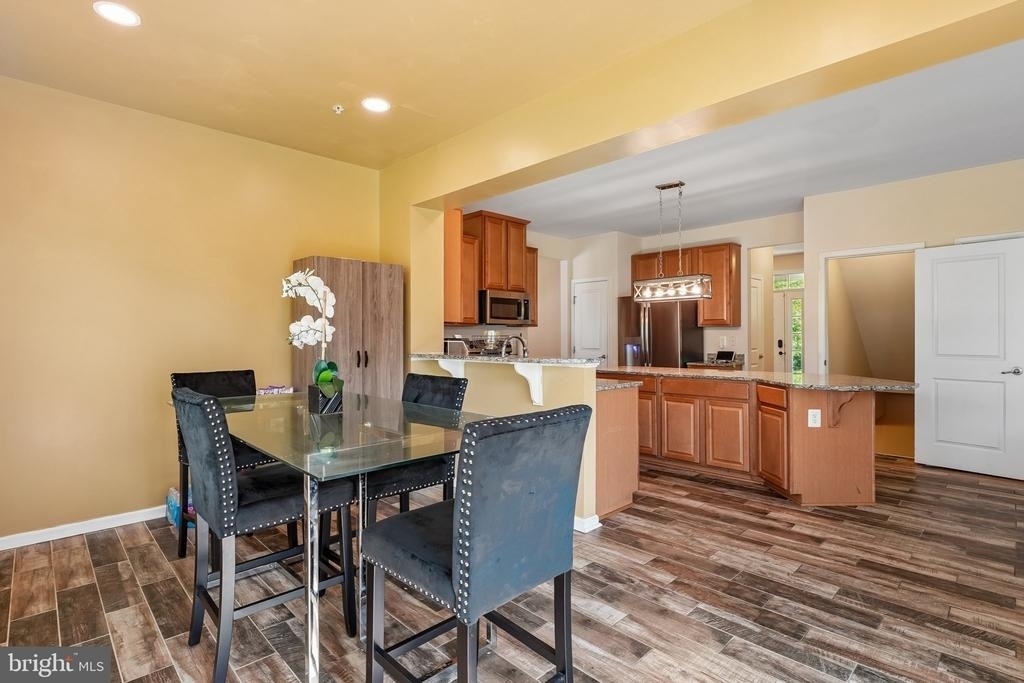 14315 Devinger Place - Photo 4