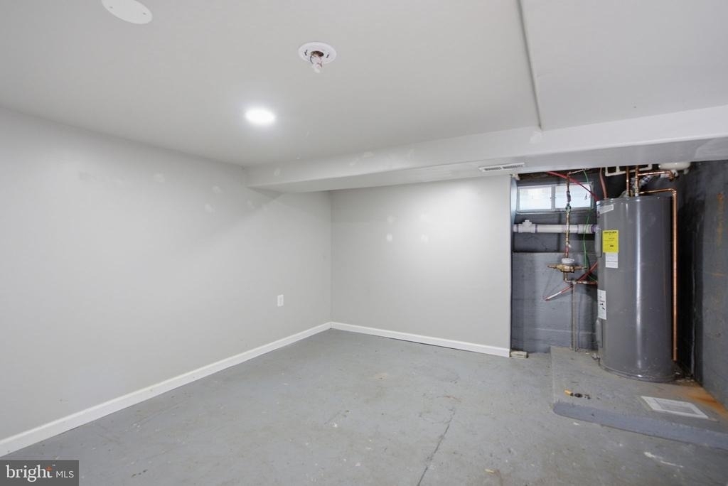 26 Post Office Avenue - Photo 21