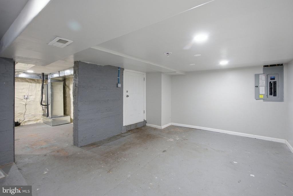 26 Post Office Avenue - Photo 23