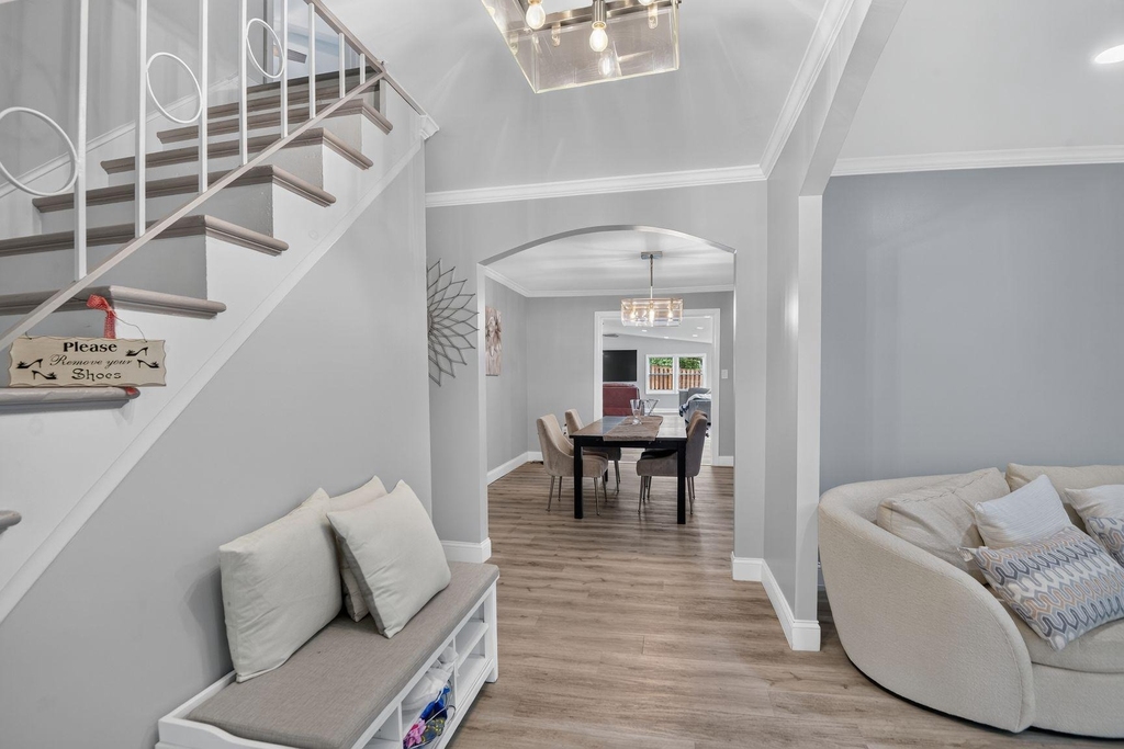 12420 Seabury Lane - Photo 7