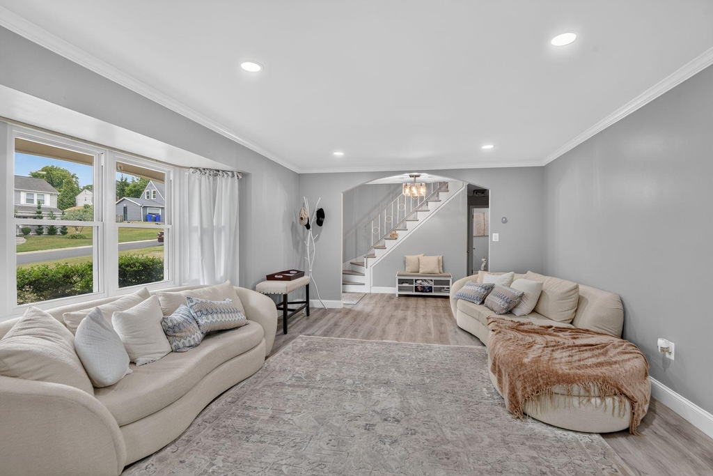 12420 Seabury Lane - Photo 3