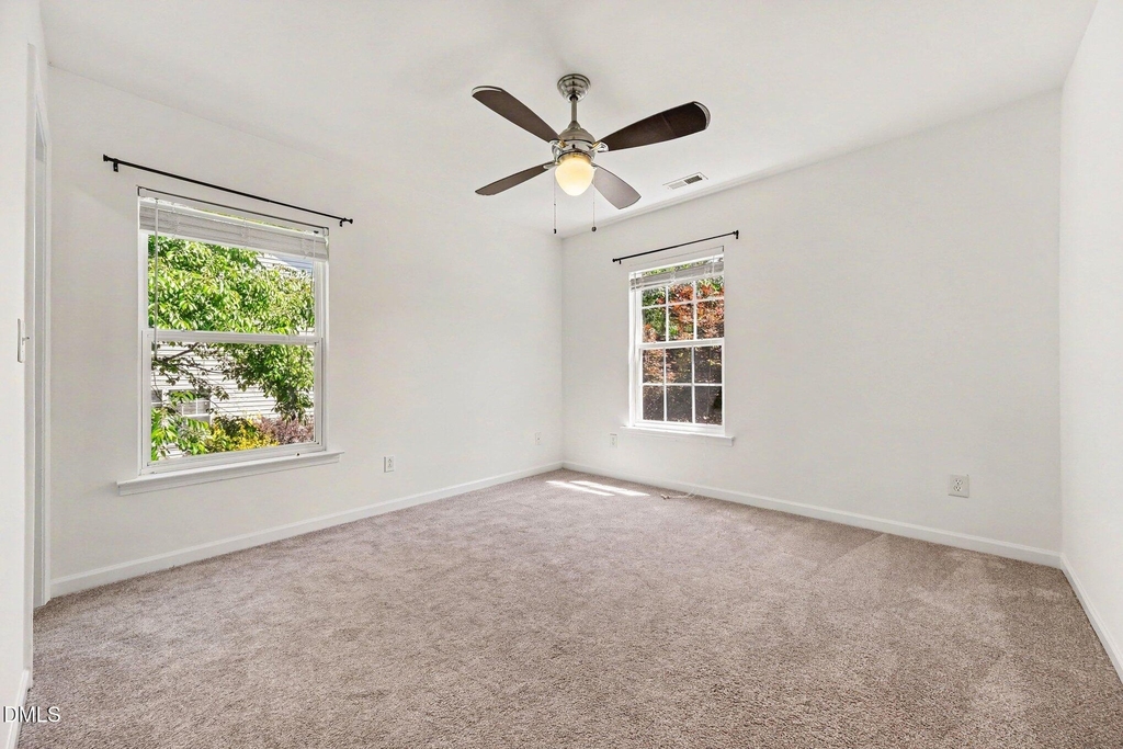 508 Ashburn Lane - Photo 16