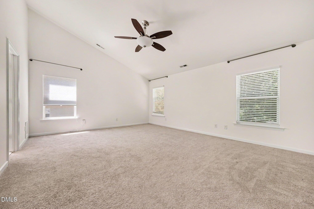 508 Ashburn Lane - Photo 18