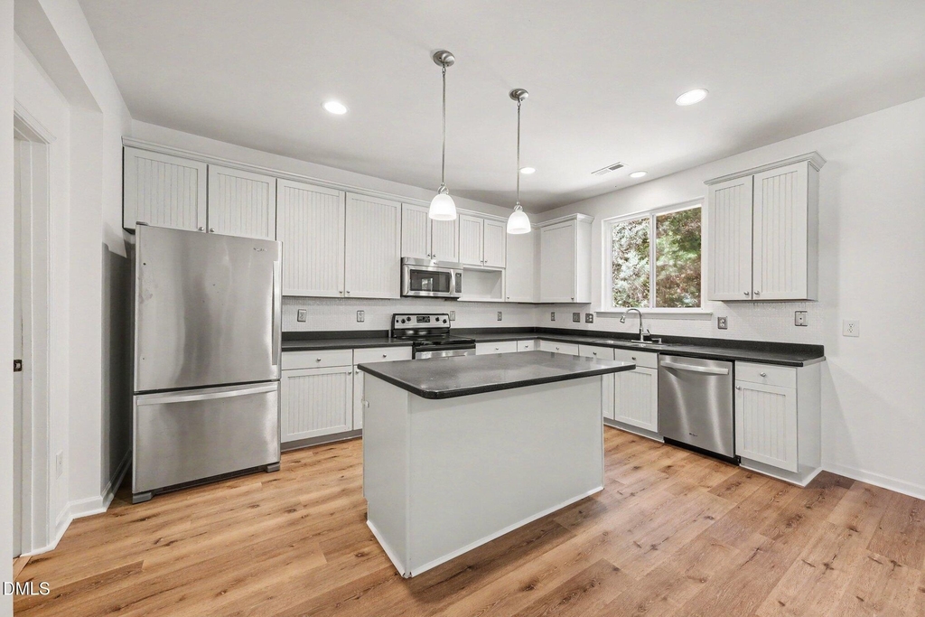 508 Ashburn Lane - Photo 10