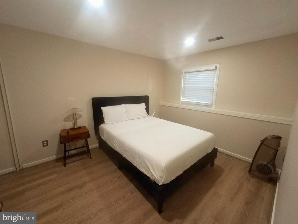 8406 Bella Vista Terrace - Photo 11