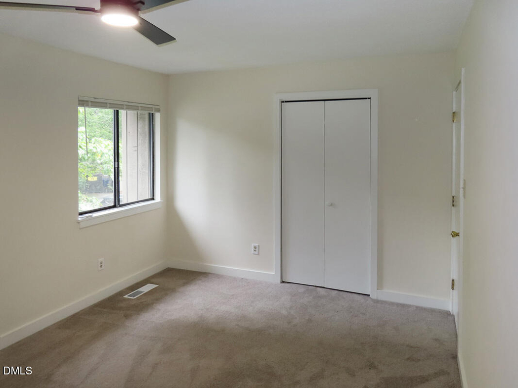 424 Fairoaks Circle - Photo 18