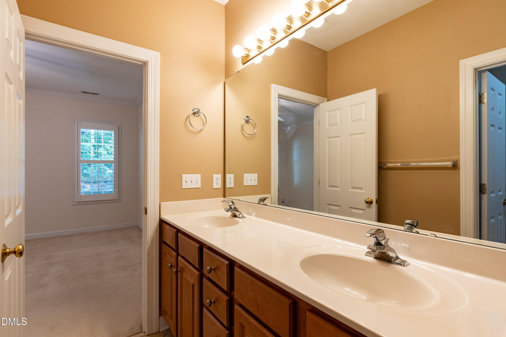 2007 White Pond Court - Photo 18