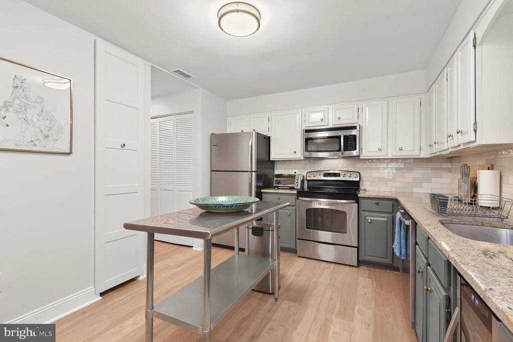 4 Dudley Court - Photo 17