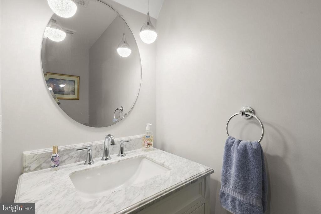 4 Dudley Court - Photo 8