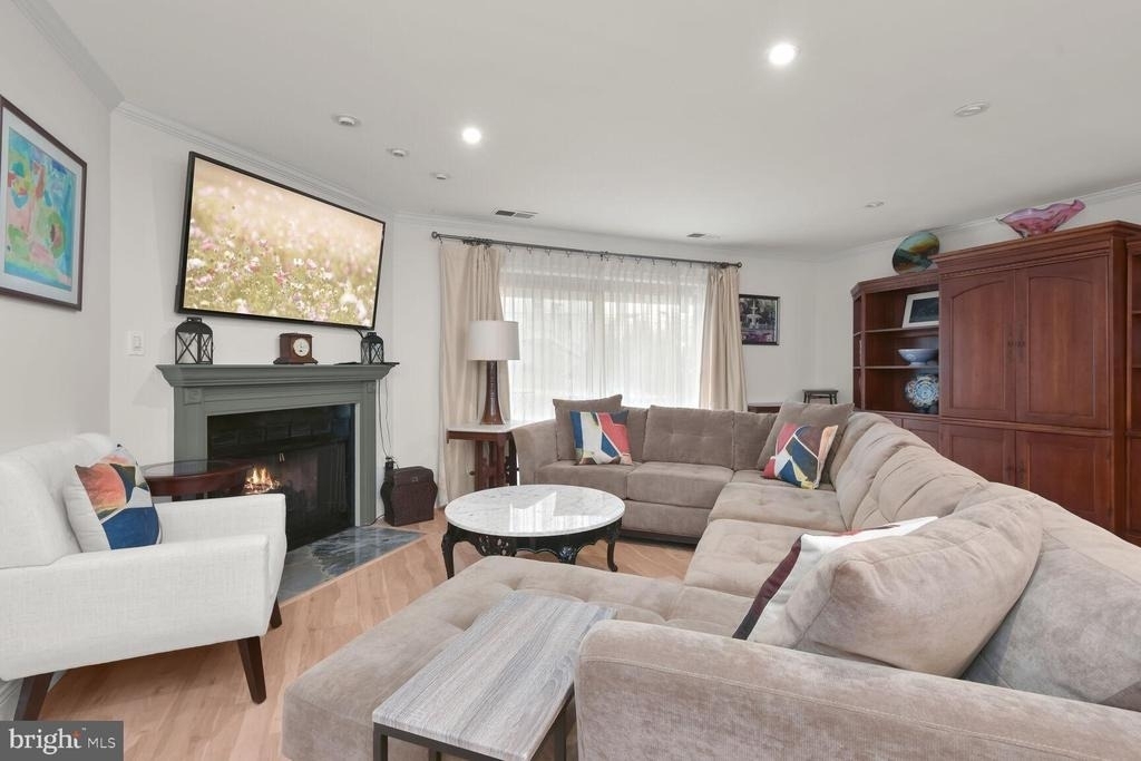 4 Dudley Court - Photo 9