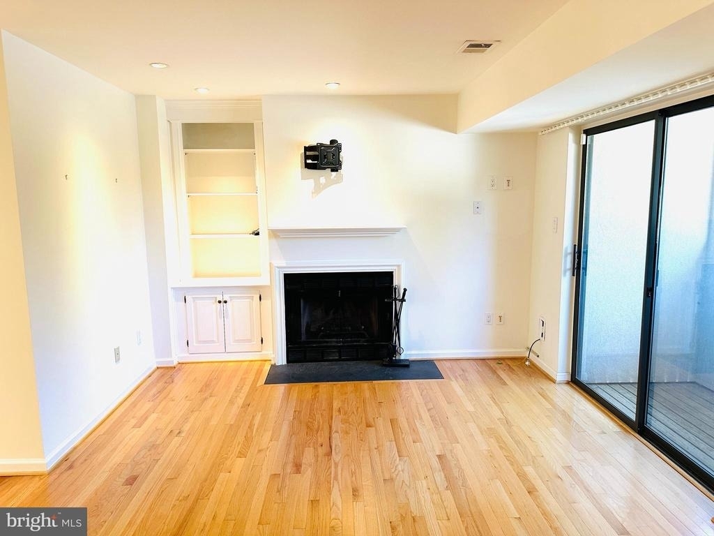 8902 Battery Place - Photo 3