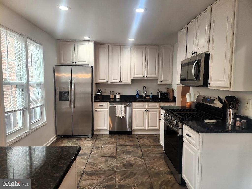 12607 English Orchard Court - Photo 2
