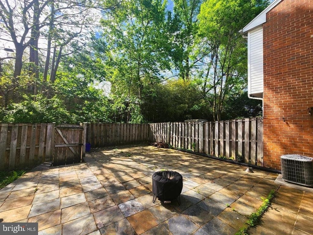 12607 English Orchard Court - Photo 8