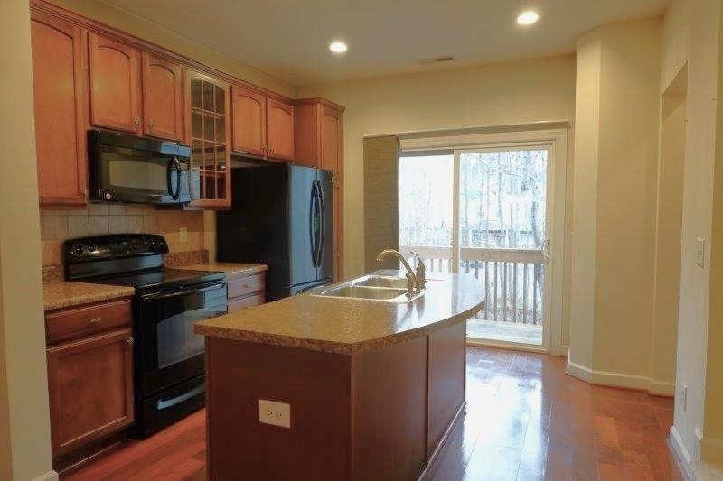 8009 Fanleaf Trail - Photo 3