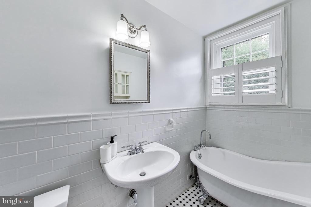 5809 Grosvenor Lane - Photo 27