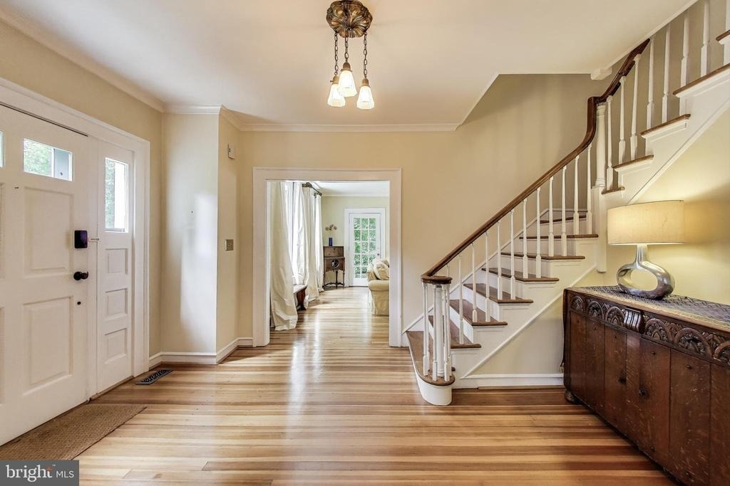 5809 Grosvenor Lane - Photo 3