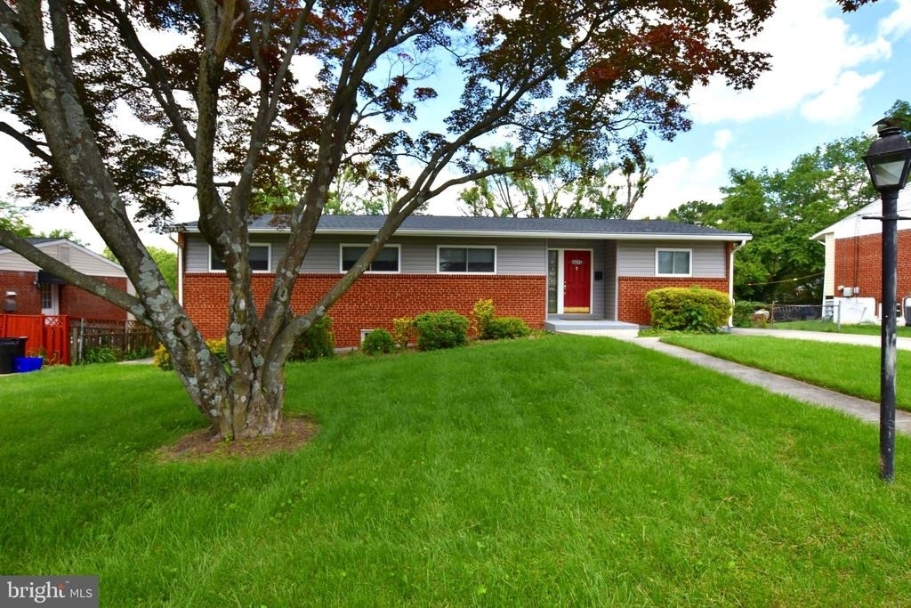 4015 Heathfield Road - Photo 0