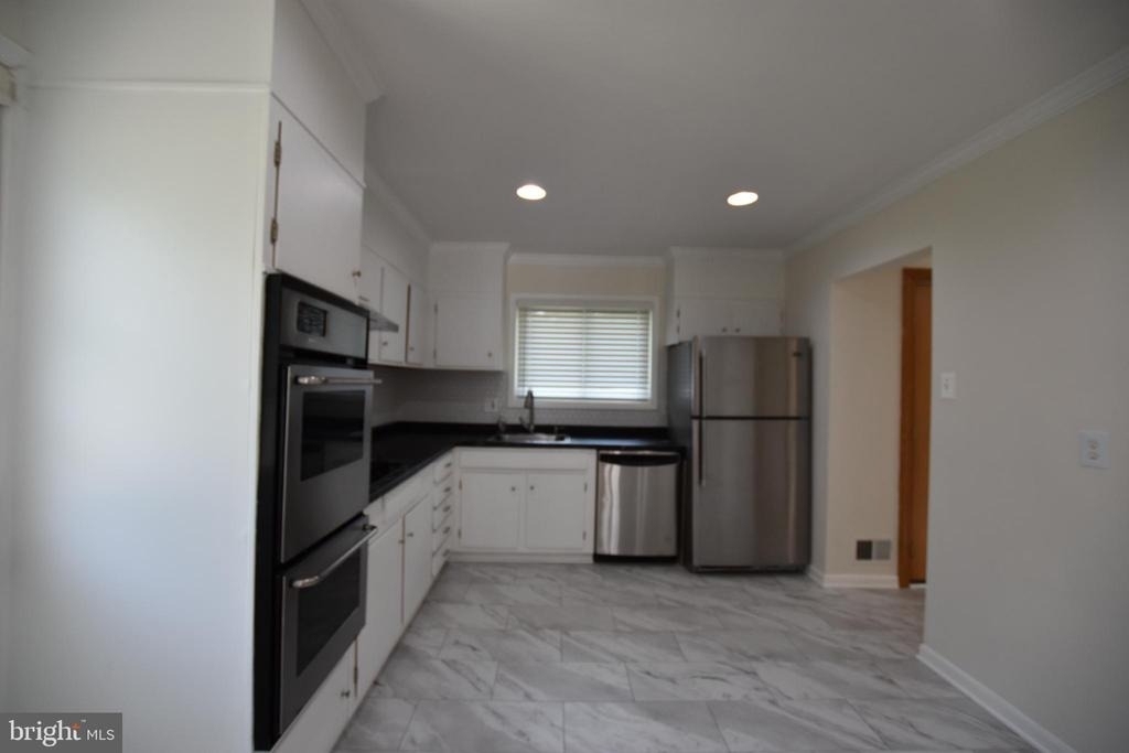 4015 Heathfield Road - Photo 6