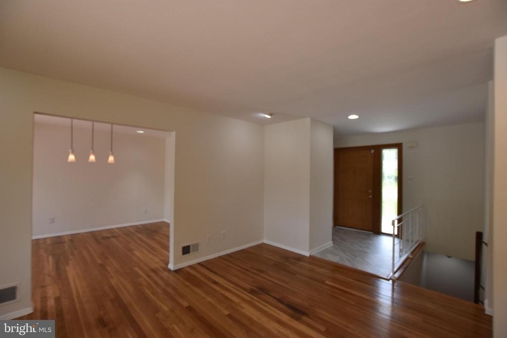 4015 Heathfield Road - Photo 3