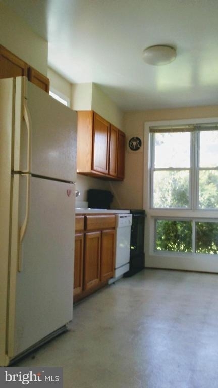 4009 Weller Road - Photo 3