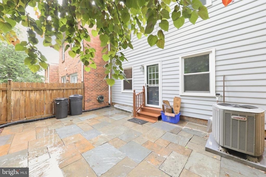 7817 Heatherton Ln. - Photo 34