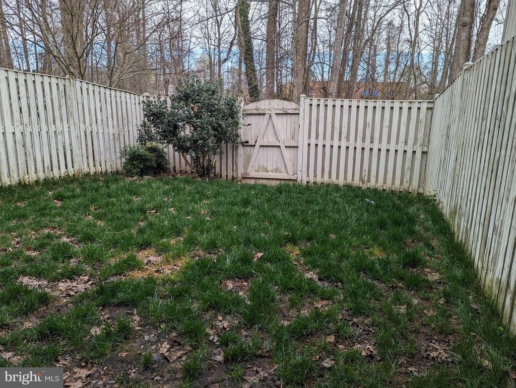 141 Winslow Place - Photo 0