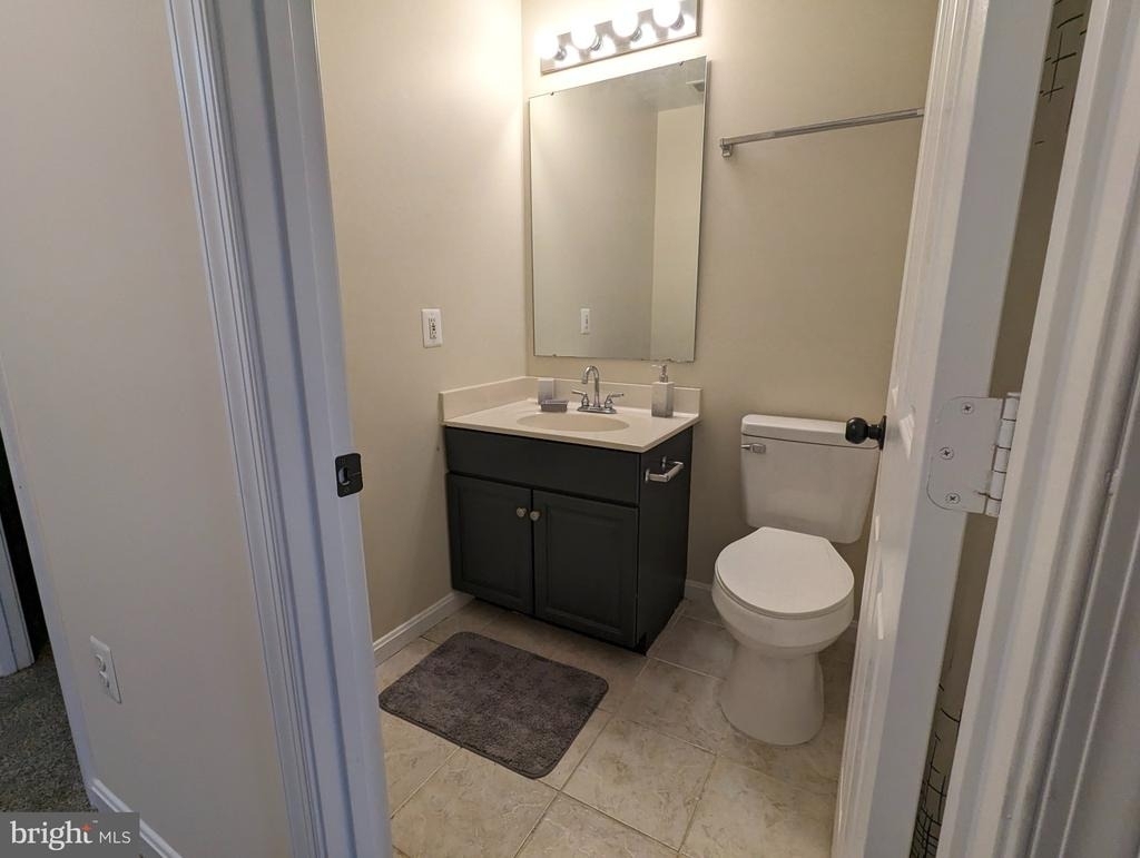 141 Winslow Place - Photo 5