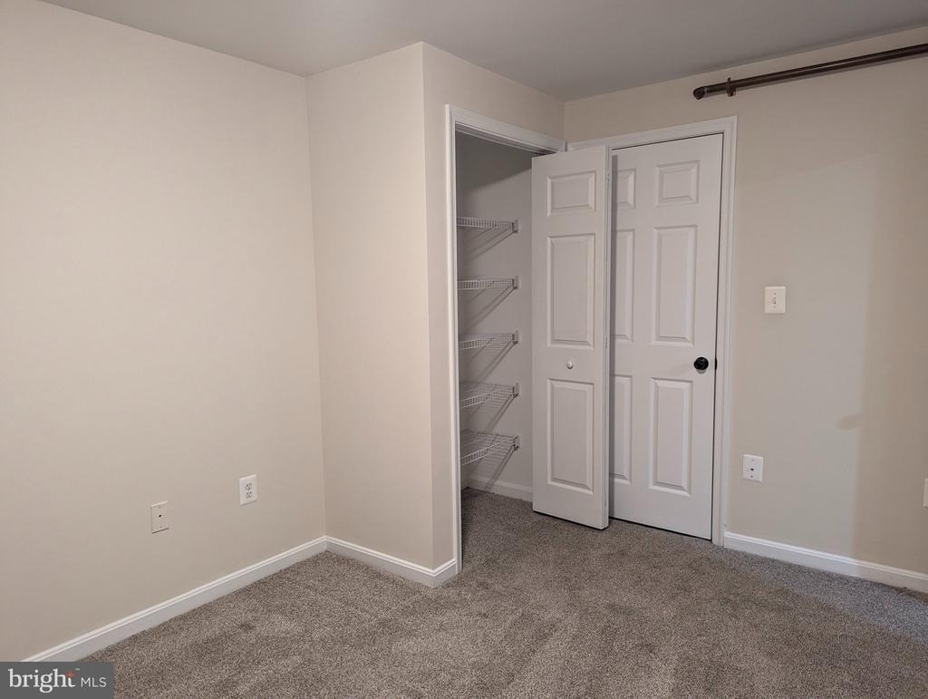 141 Winslow Place - Photo 7