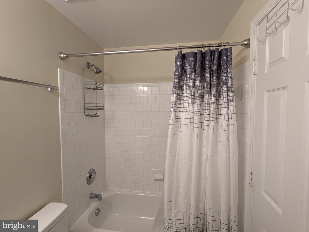 141 Winslow Place - Photo 6