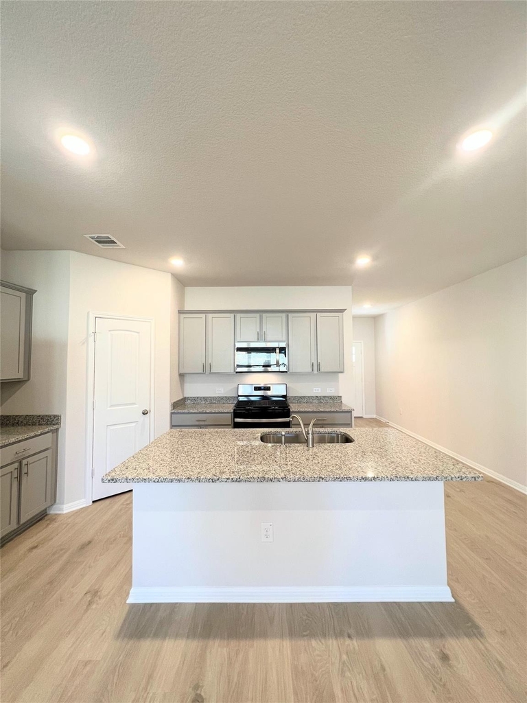 2409 Corriente Path - Photo 8