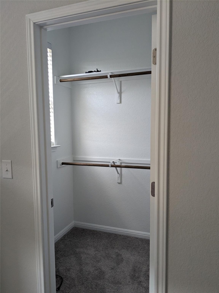105 Durmont Pass - Photo 22