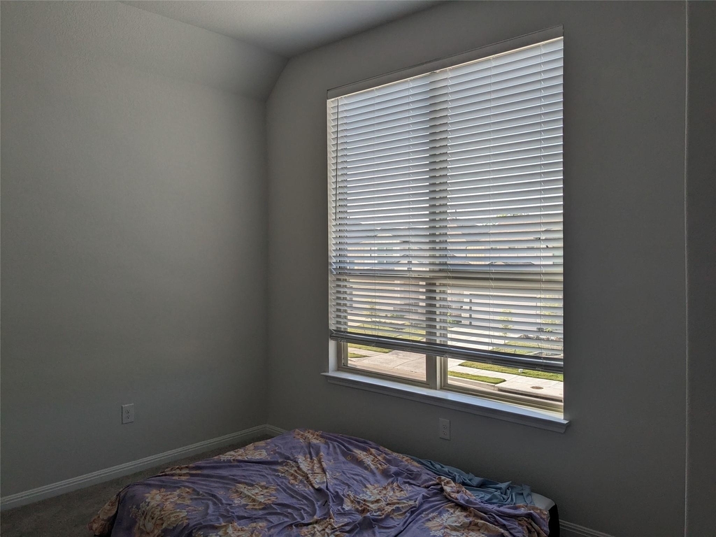 105 Durmont Pass - Photo 23