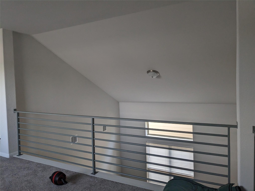 105 Durmont Pass - Photo 11
