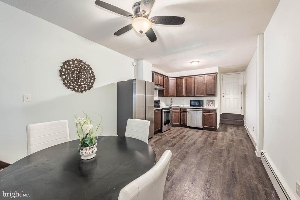 204 N Port Street - Photo 4
