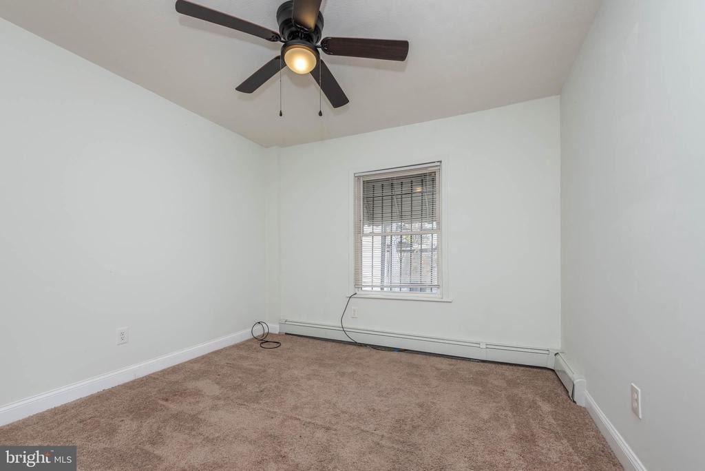 204 N Port Street - Photo 12