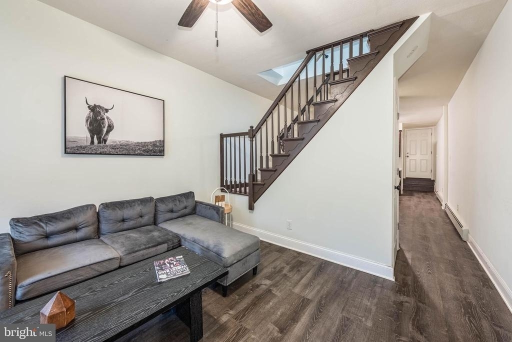204 N Port Street - Photo 1