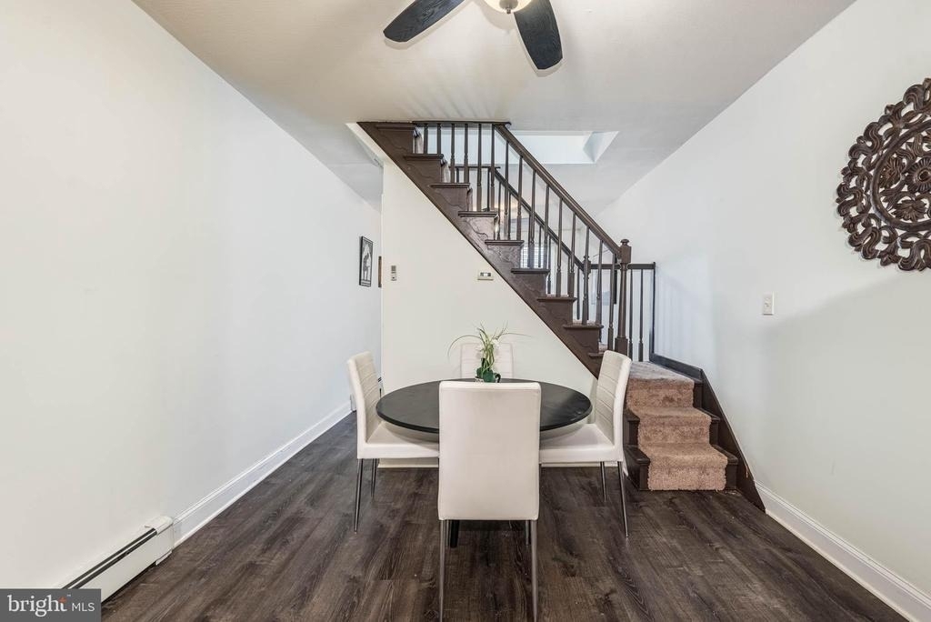 204 N Port Street - Photo 5