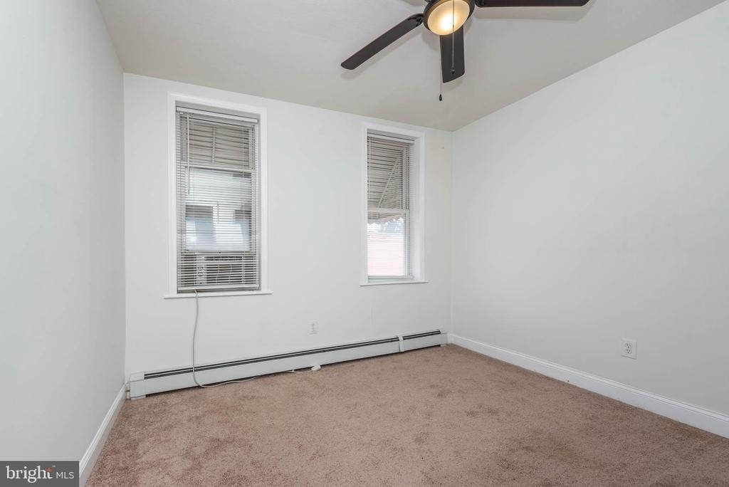 204 N Port Street - Photo 10